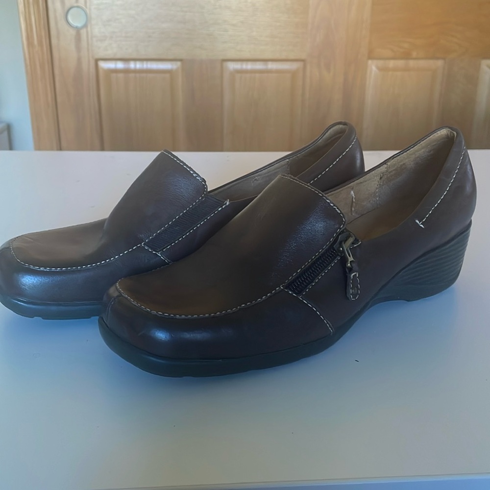 Brand Naturalizer Size 8 1/2 W Brown barely worn